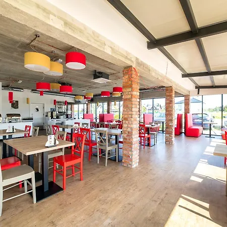 Siesta Holiday park 3*